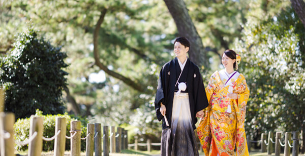 フォトウェディングや前撮りの写真｜フォトスタジオから屋外での撮影も